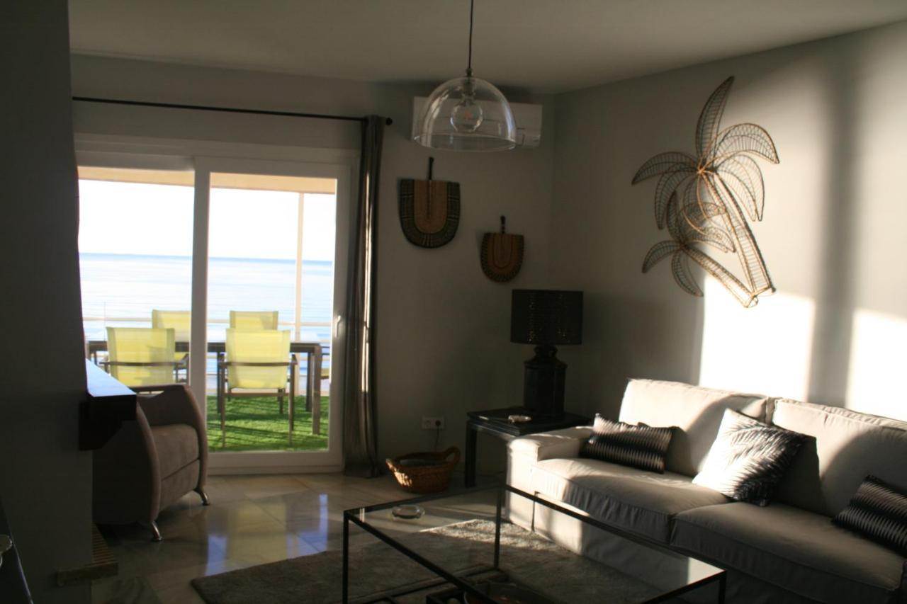 Apartamento En Primera Linea/Beachfront Apartment Фуенхірола Екстер'єр фото