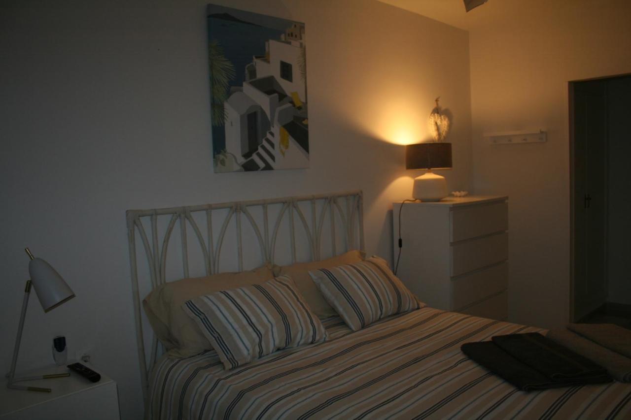 Apartamento En Primera Linea/Beachfront Apartment Фуенхірола Екстер'єр фото