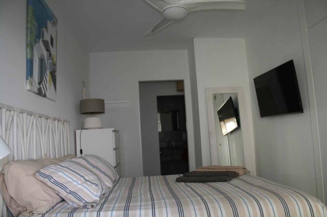 Apartamento En Primera Linea/Beachfront Apartment Фуенхірола Екстер'єр фото