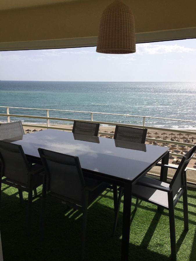 Apartamento En Primera Linea/Beachfront Apartment Фуенхірола Екстер'єр фото