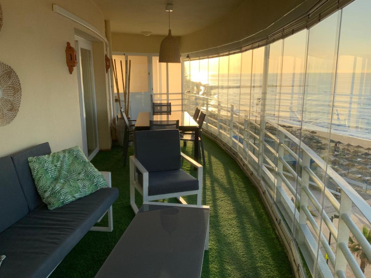 Apartamento En Primera Linea/Beachfront Apartment Фуенхірола Екстер'єр фото