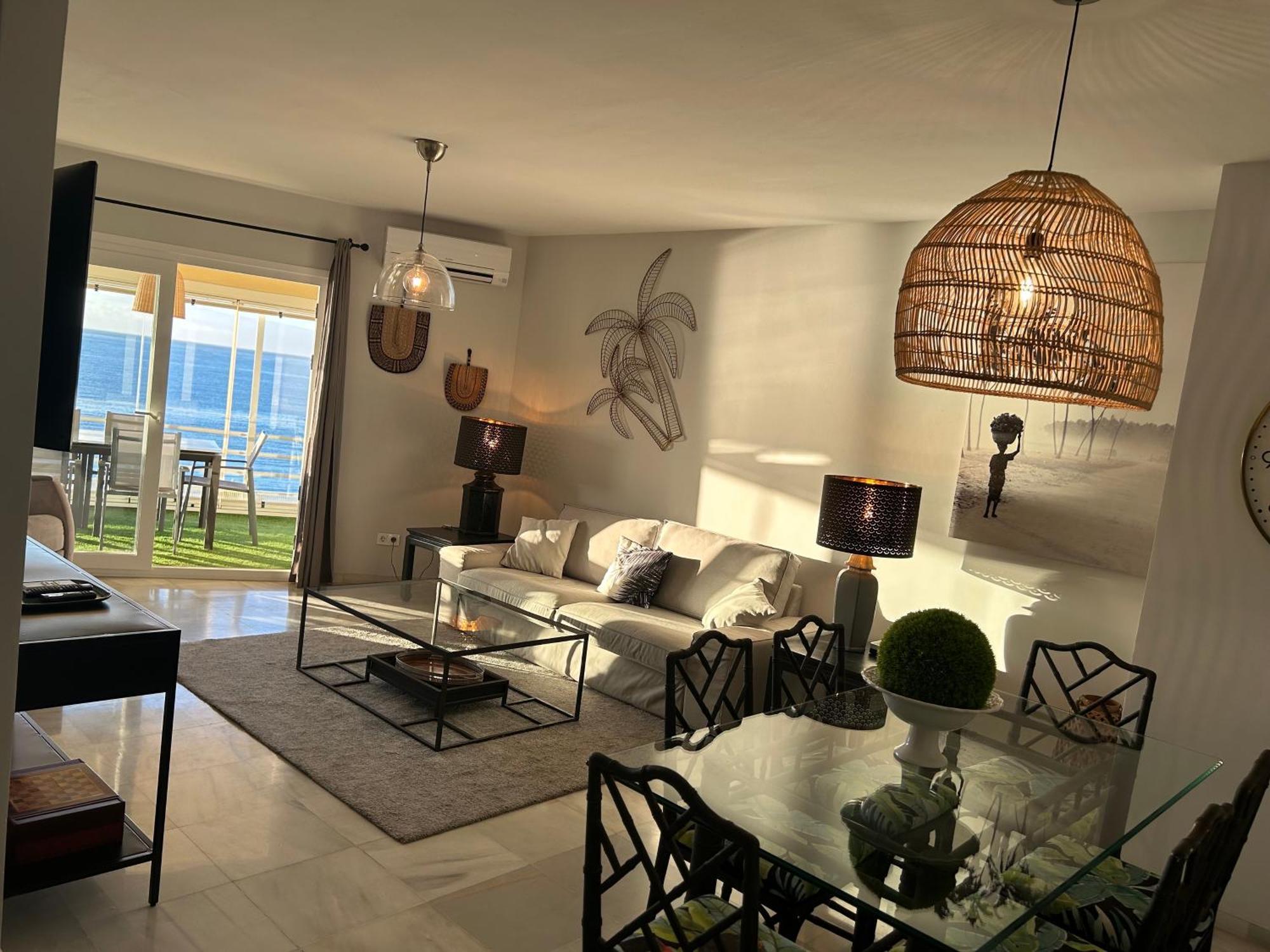 Apartamento En Primera Linea/Beachfront Apartment Фуенхірола Екстер'єр фото